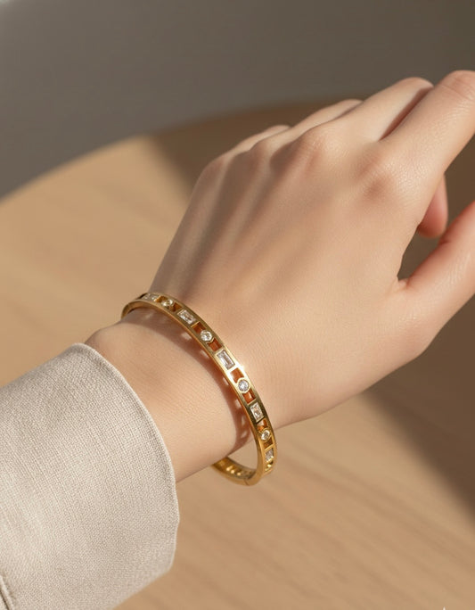 Frame diamond bracelet (size- 2, 2.2 and 2.4 only)